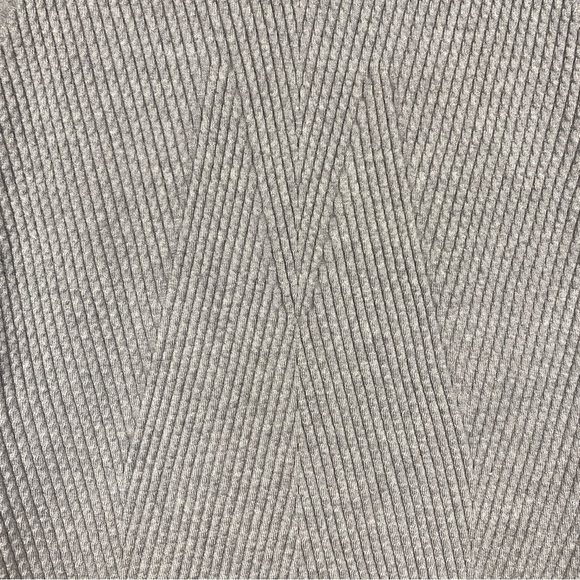 Magaschoni Sweater Vest Womens Size Large Gray Knit High Neck Tank - Picture 2 of 6